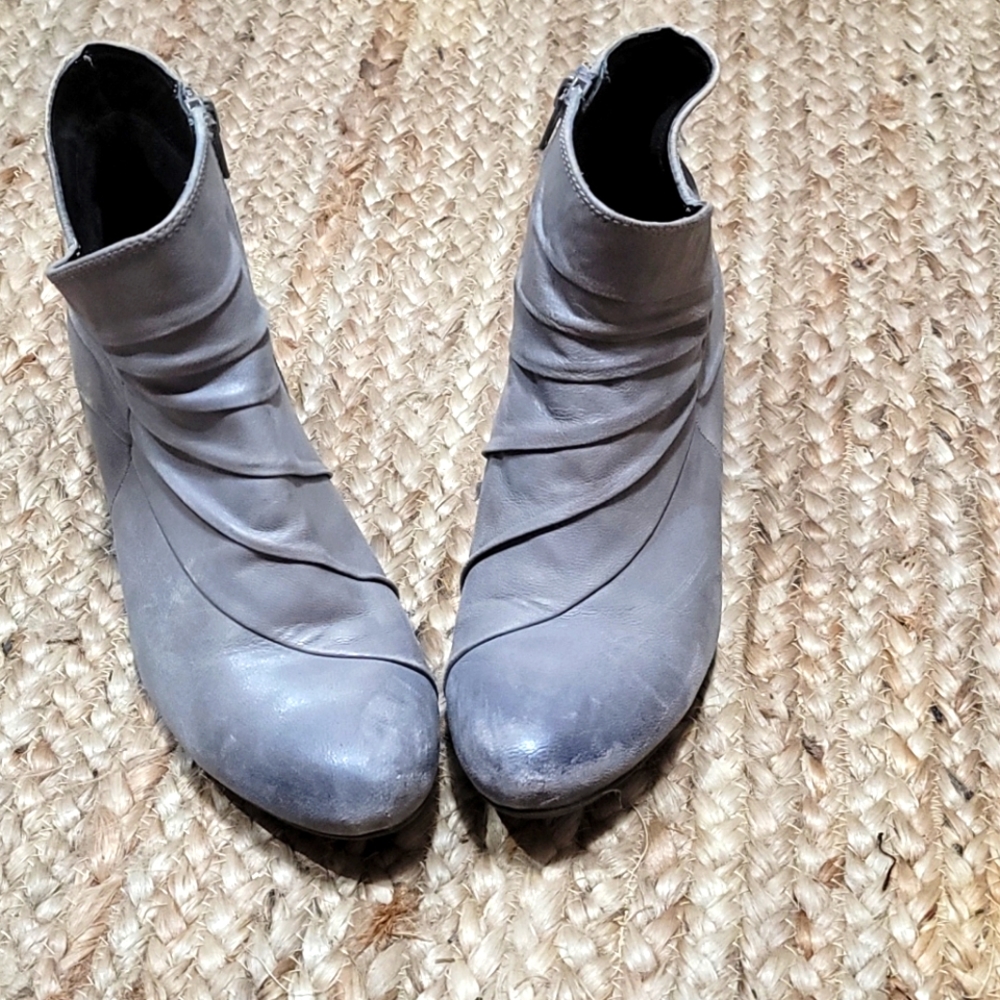 Josef Seibel leather boots